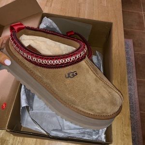 UGG® Tazz Suede Platform Slipper Clogs